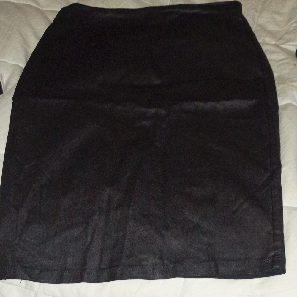 Haute Monde Black Knee Length Pencil Skirt Zip Closure Solid Medium M Women